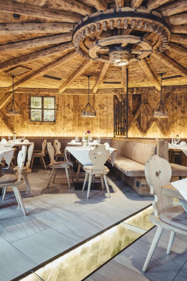 Hotel Schmuckhof Киуза Екстериор снимка