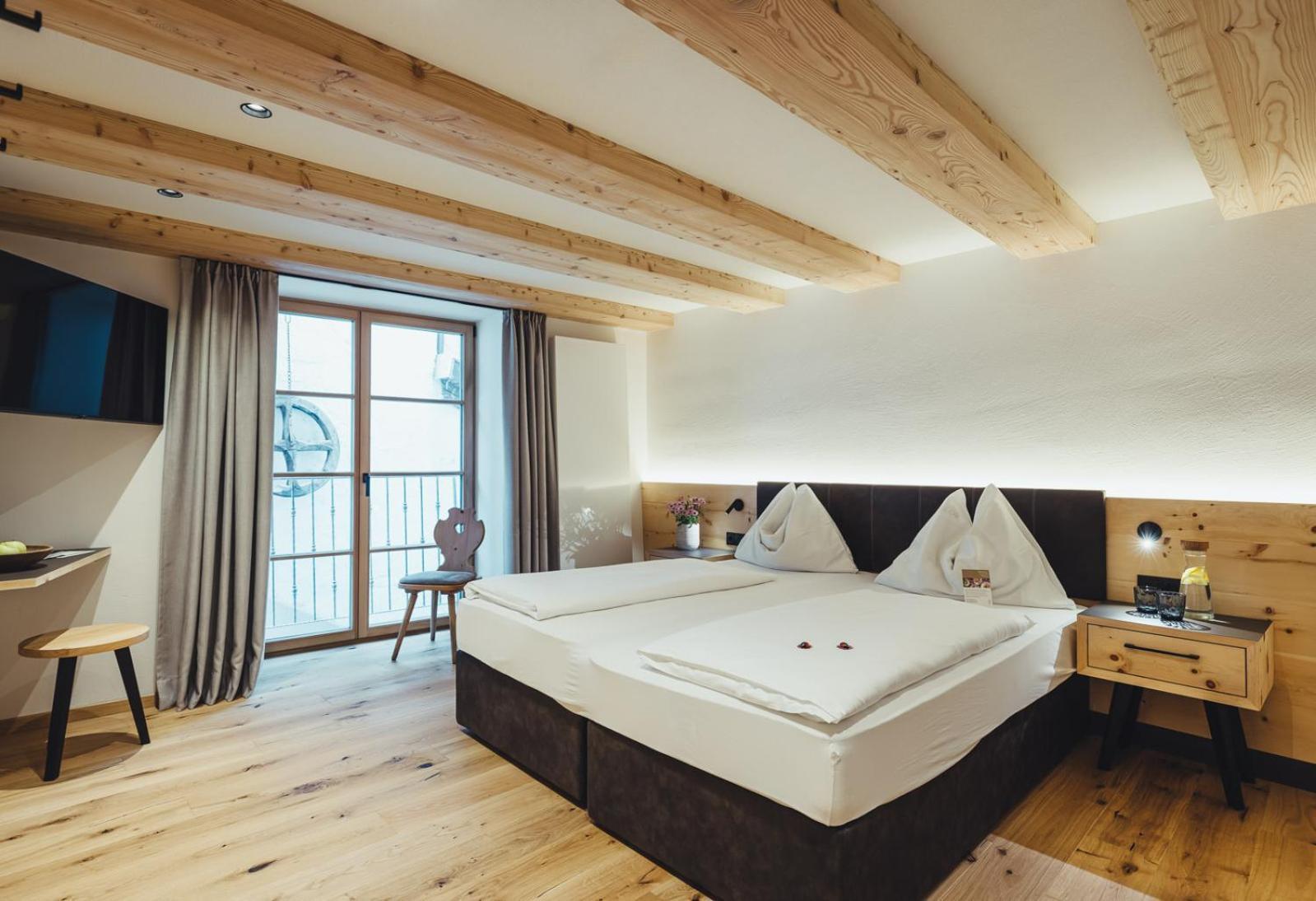 Hotel Schmuckhof Киуза Екстериор снимка